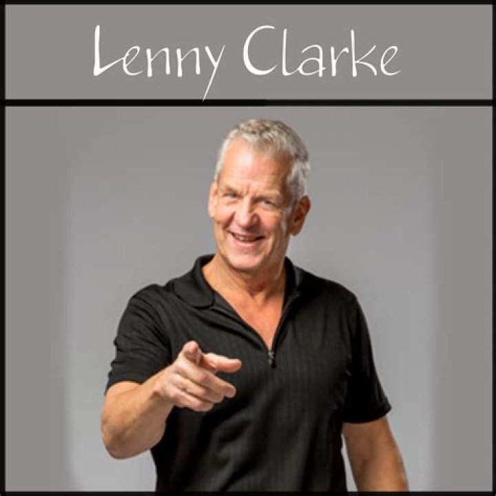Lenny Clarke biografía, edad, altura, esposo, net worth, familia