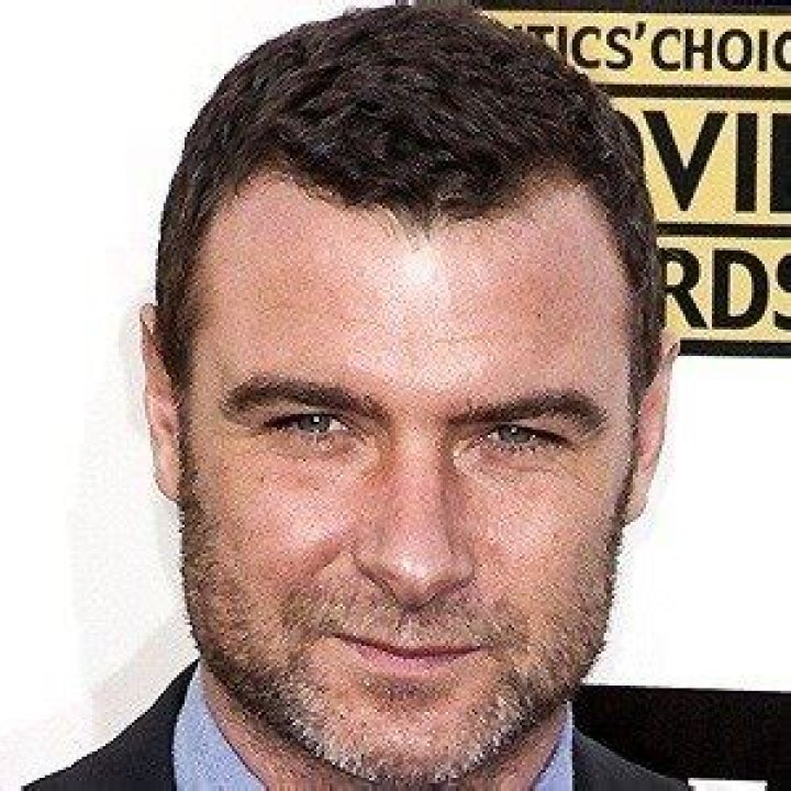Liev Schreiber (Movie Actor) - Age, Birthday, Bio, Facts, Family, Net Worth, Height & More