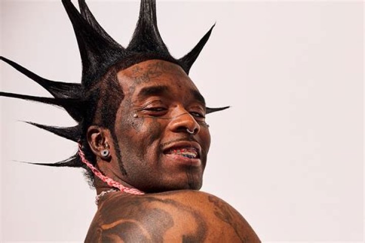 Lil Pump Accused Of Stealing Lil Uzi Vert's Style In New Selfie