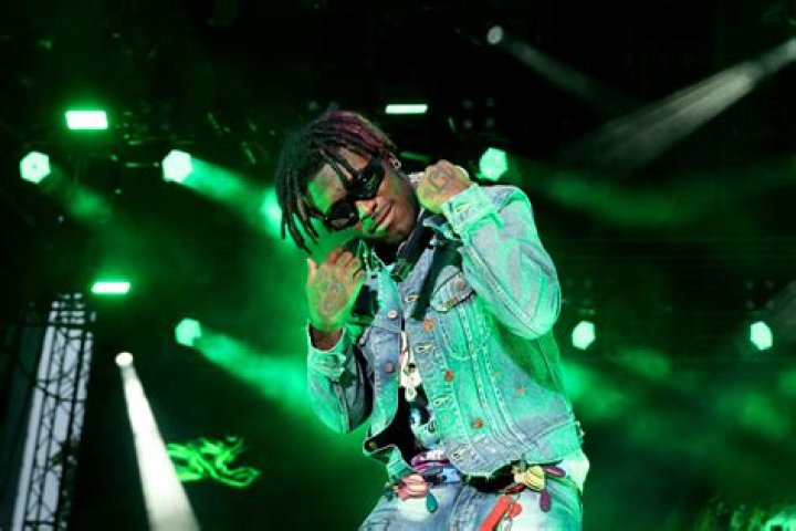 Lil Uzi Vert Drops A “Free Smooth” Freestyle With The Homies: Watch