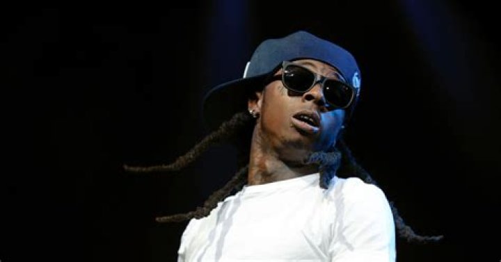 Lil Wayne Pays Respects To Nipsey Hussle