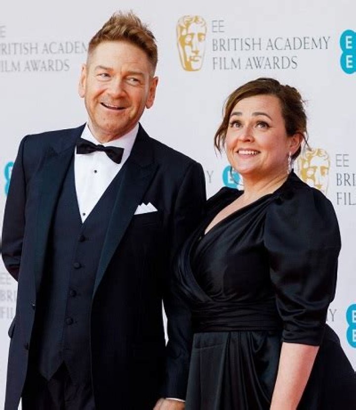 
Lindsay Brunnock Height, Weight, Net Worth, Age, Birthday, Wikipedia, Who, Nationality, Biography 