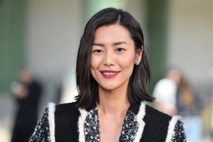 Liu Wen Net Worth 2023: What Is The Model Worth?