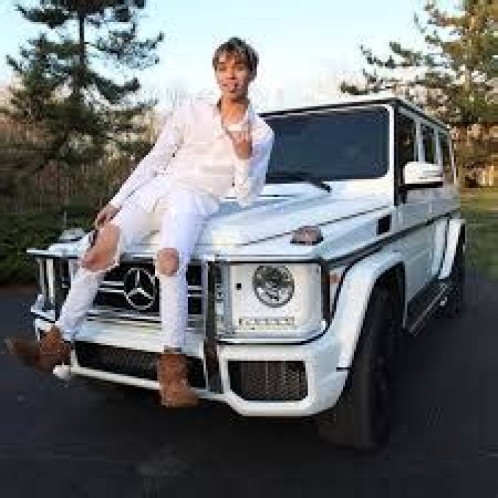 Lucas Dobre (Youtuber) Wiki, Bio, Age, Height, Weight, Affair, Girlfriend, Net Worth, Career, Facts