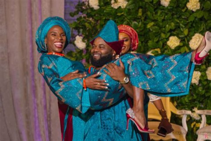 Luvvie Ajayi Age | Wiki, Net worth, Bio, Height, Husband