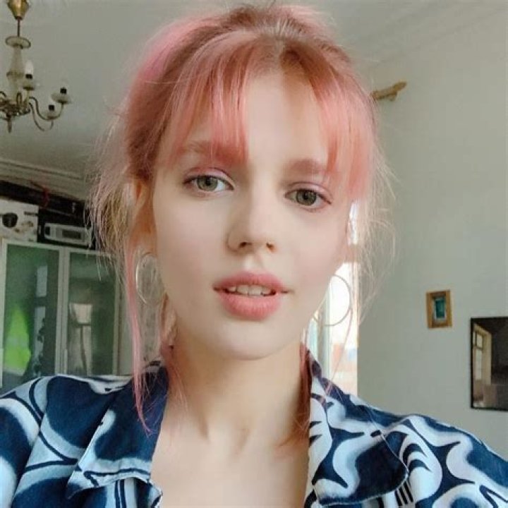 Lyubov Kochetova Biography, Age, Height, Husband, Net Worth, Family