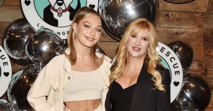 Maddie Ziegler’s Mom Slams Fan Who Calls Her Daughter’s Photo With Her BF in Bed ‘Inappropriate’