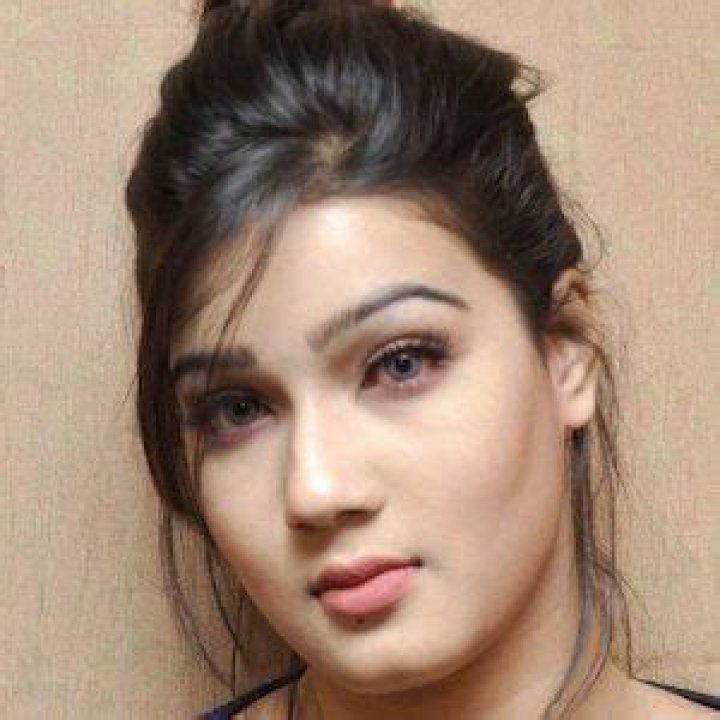 Mahiya Mahi (Movie Actress) - Age, Birthday, Bio, Facts, Family, Net Worth, Height & More