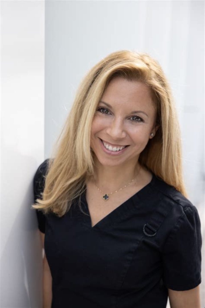 Dr. Maria Canter, MD – Reston, VA