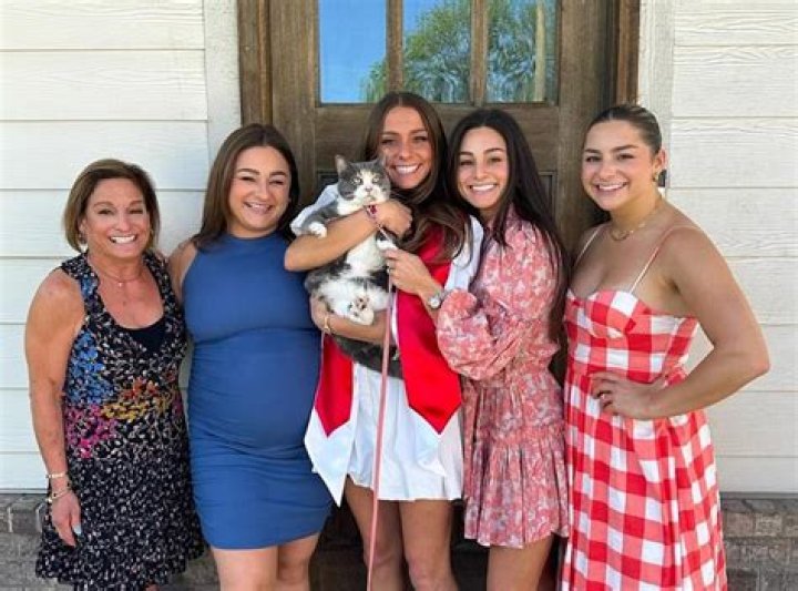 Mary Lou Retton’s 4 children: Meet McKenna, Skyla, Shayla and Emma
