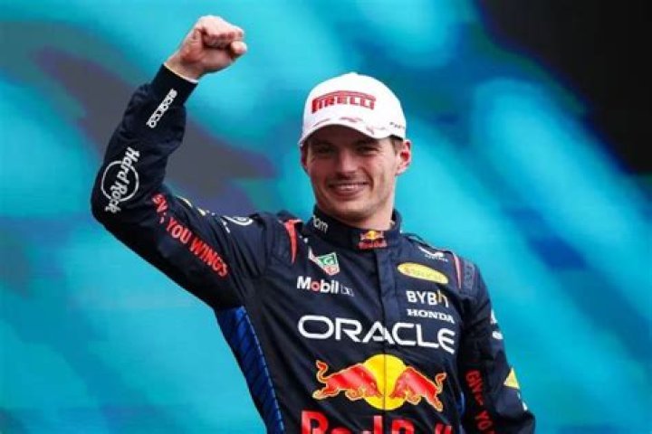 Max Verstappen Age, Net Worth, Father, Height, Salary, Country, Wins, Helmet