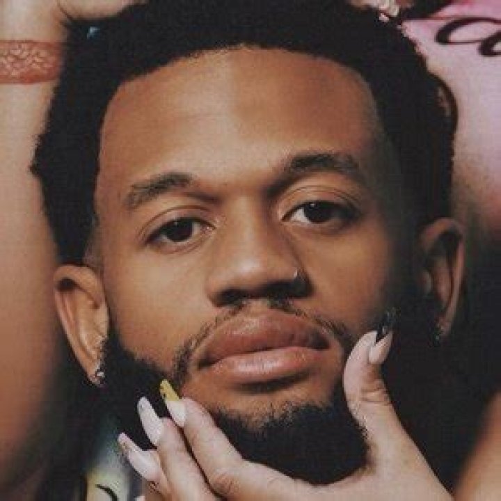 MeechOnMars (Instagram Star) - Age, Birthday, Bio, Facts, Family, Net Worth, Height & More