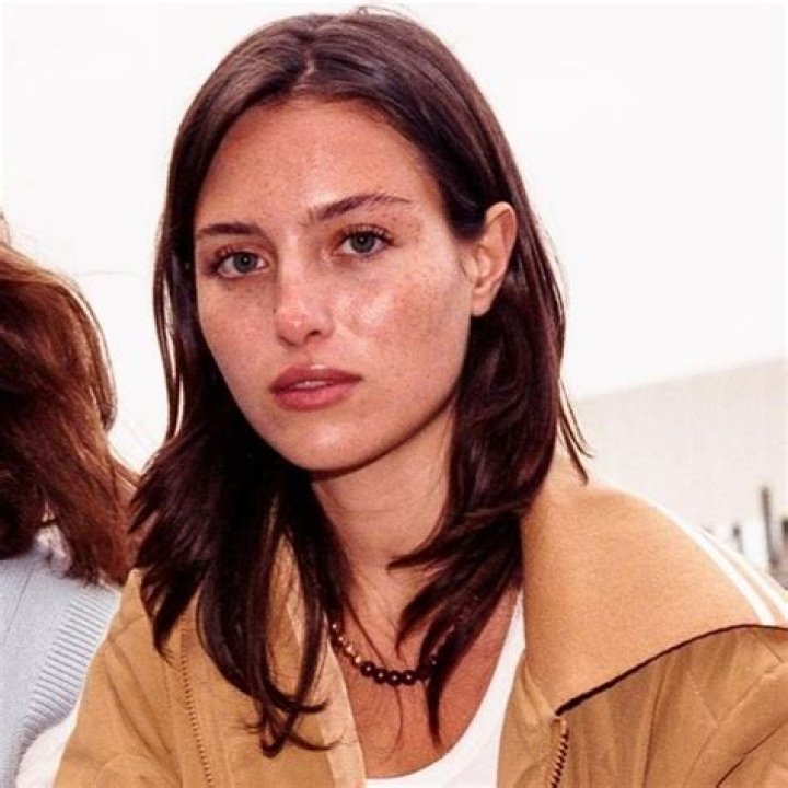 Meredith Brooks (Rock Singer) - Age, Birthday, Bio, Facts, Family, Net Worth, Height & More