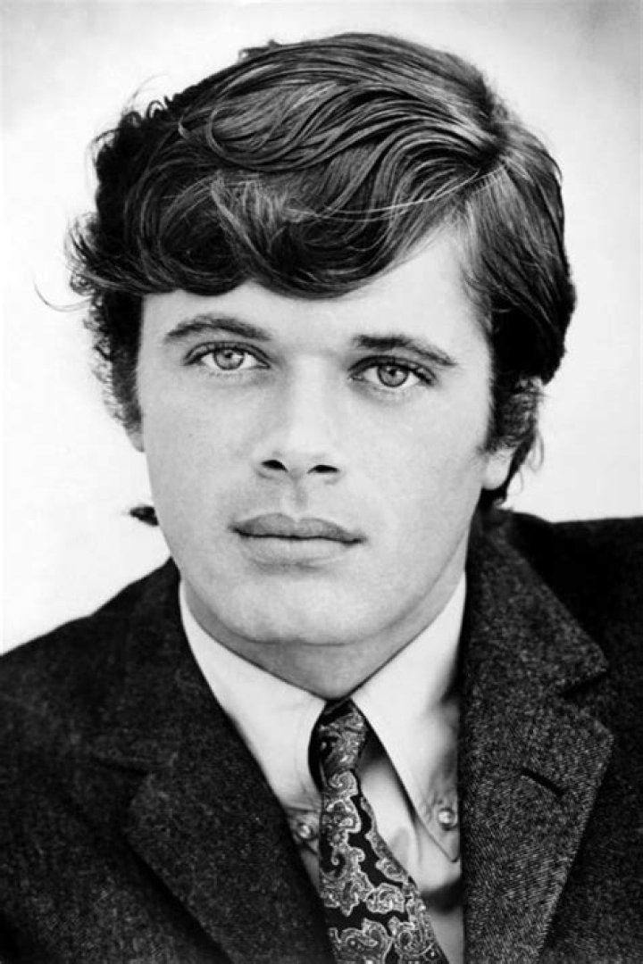 Michael Sarrazin (Movie Actor) - Age, Birthday, Bio, Facts, Family, Net Worth, Height & More