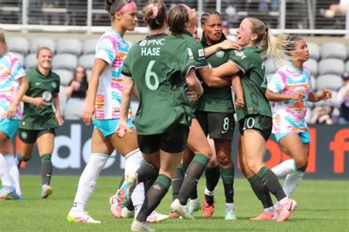 Nadia Nadim salary per week at Racing Louisville FC