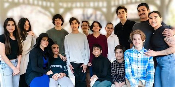 Nadya Suleman Biography, Age, Height, Husband, Net Worth, Family