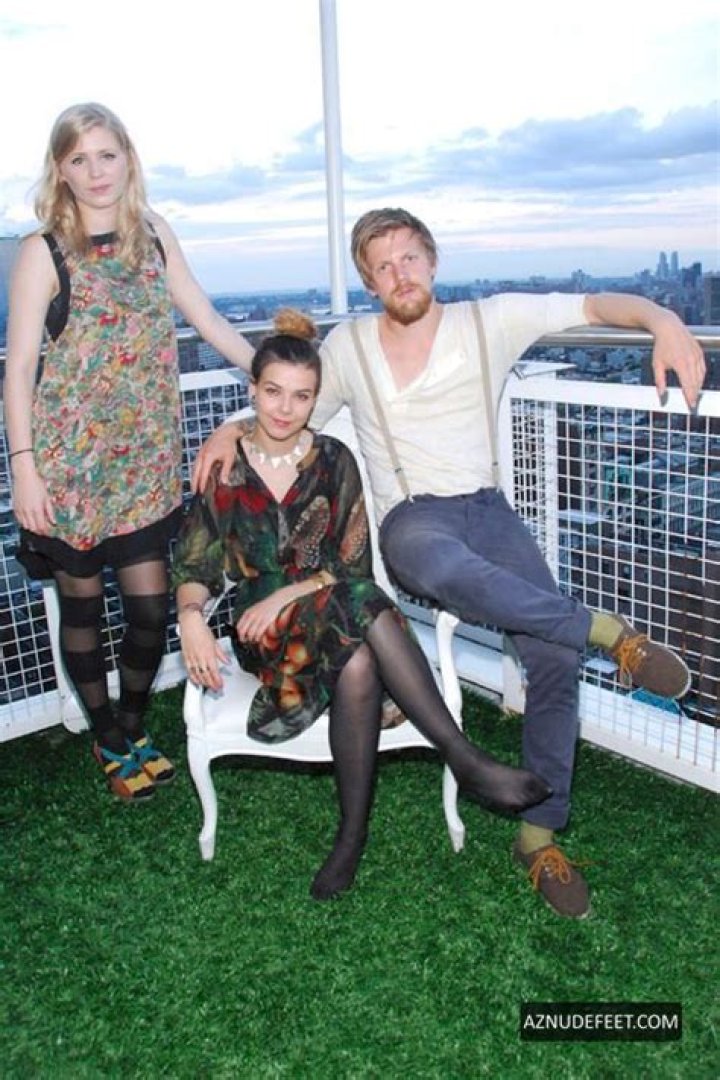 ¿Nanna Bryndís Hilmarsdóttir tiene una relación? – Celebrity.fm