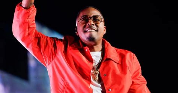 Nas Gives Rakim His Flowers At Grandmaster Hip-Hop Awards