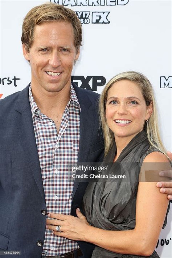 Nat Faxon (TV Actor) - Age, Birthday, Bio, Facts, Family, Net Worth, Height & More