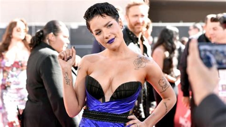 New Music Alert? Halsey Blacked Out Her Social Media Following the 2019 Billboard Music Awards
