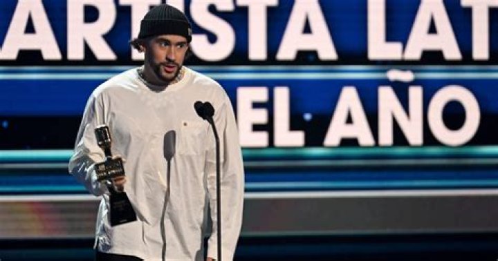 Nicki Minaj And Ice Spice Flags Waved By Soldiers On Christmas