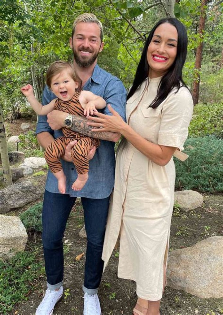 Nikki Bella and Fiance Artem Chigvintsev Joke About ‘Grooming Up’ Her Bush During Pregnancy