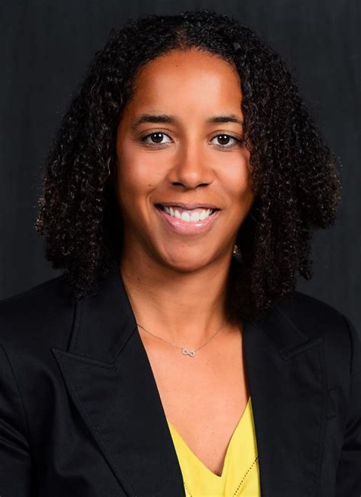 Nykesha Sales Biography, Age, Height, Husband, Net Worth, Family