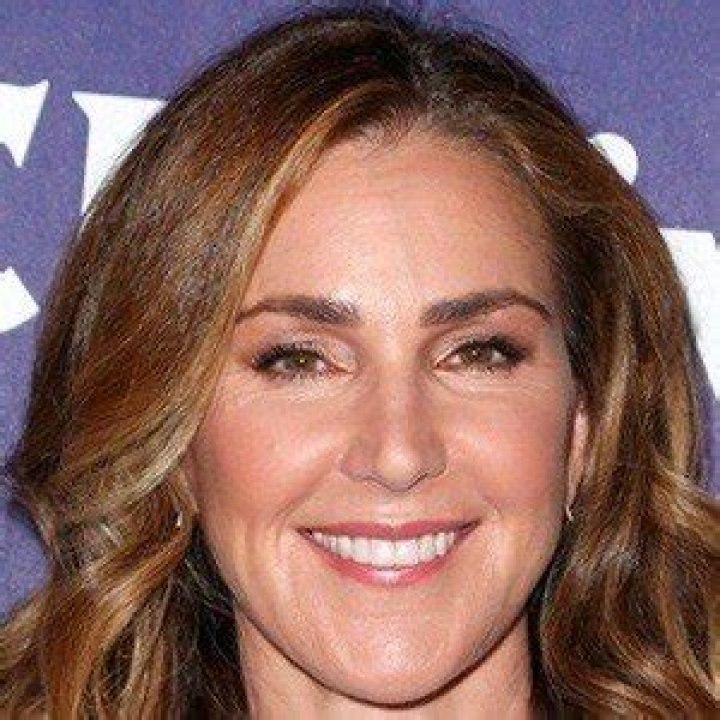 Peri Gilpin (TV Actress) - Age, Birthday, Bio, Facts, Family, Net Worth, Height & More