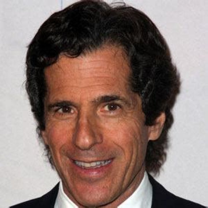 Peter Morton (Entrepreneur) - Age, Birthday, Bio, Facts, Family, Net Worth, Height & More