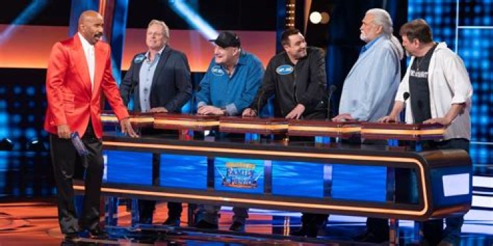 ¿Por qué se llama Flounder Flounder? – Celebrity.fm