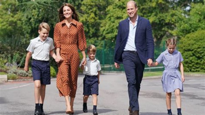 Prince George, Princess Charlotte and Prince Louis Visit Their New School