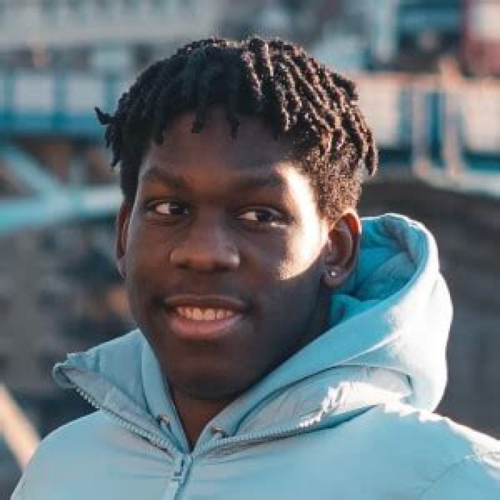 Prinz (Rapper) - Age, Birthday, Bio, Facts, Family, Net Worth, Height & More