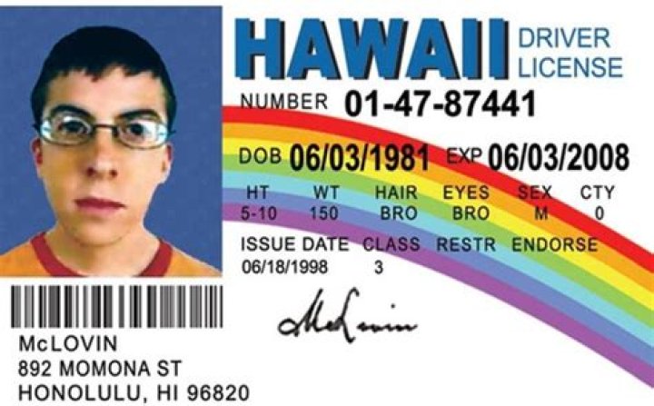 ¿Qué edad tiene McLovin? – Celebrity.fm