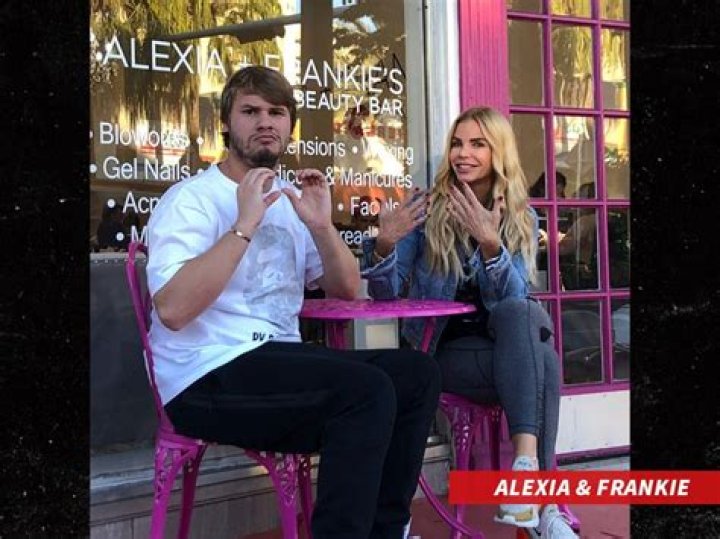 Quid accidit Alexia filio Frankie ab mulierculae Miami? - Celebrity.fm