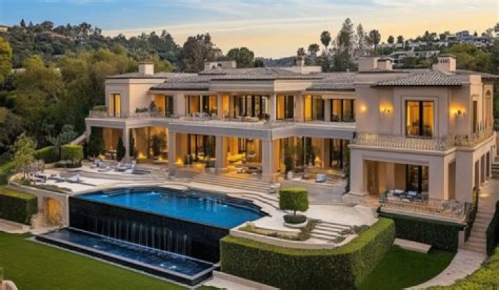 Rachel Bilson’s New California Mansion Isn’t Your Typical Celebrity Home