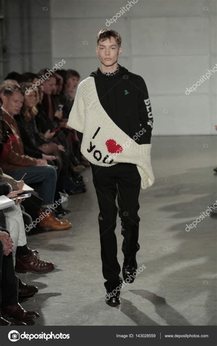 Raf Simons (Fashion Designer) - Age, Birthday, Bio, Facts, Family, Net Worth, Height & More