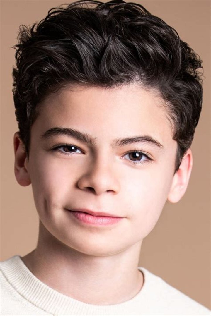 Raphael Alejandro – Celebsgraphy