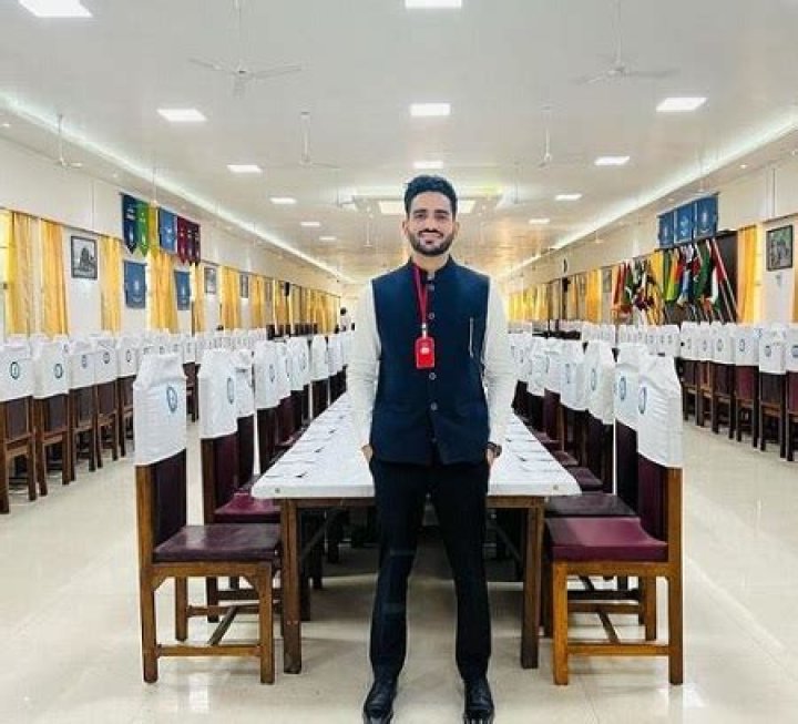 Ravi Kumar Sihag Wiki (IAS UPSC Topper) Biography, Age, Parents, Family, Education, School & More