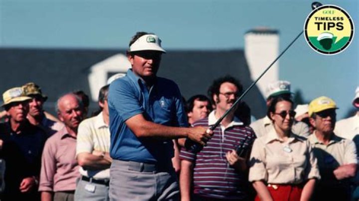 Raymond Floyd (Golfer) - Age, Birthday, Bio, Facts, Family, Net Worth, Height & More