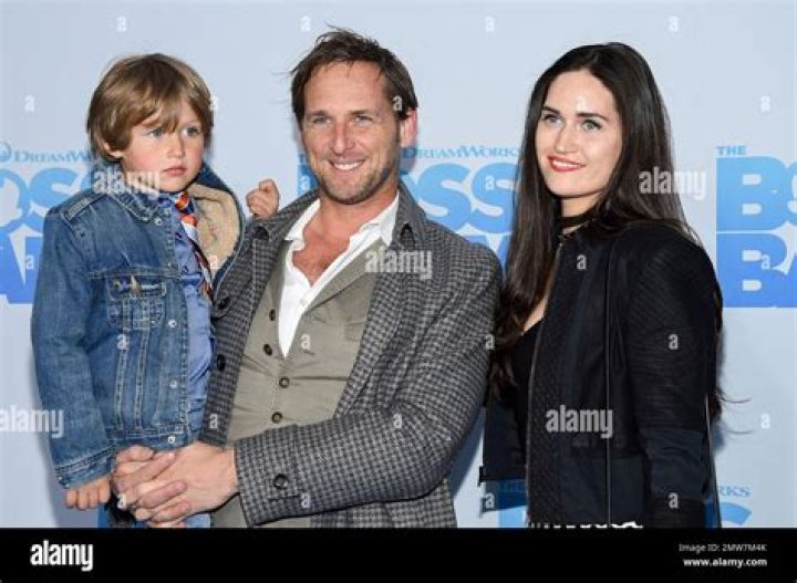 REPORTJosh Lucas and His Ex-Wife Buy a Home Together