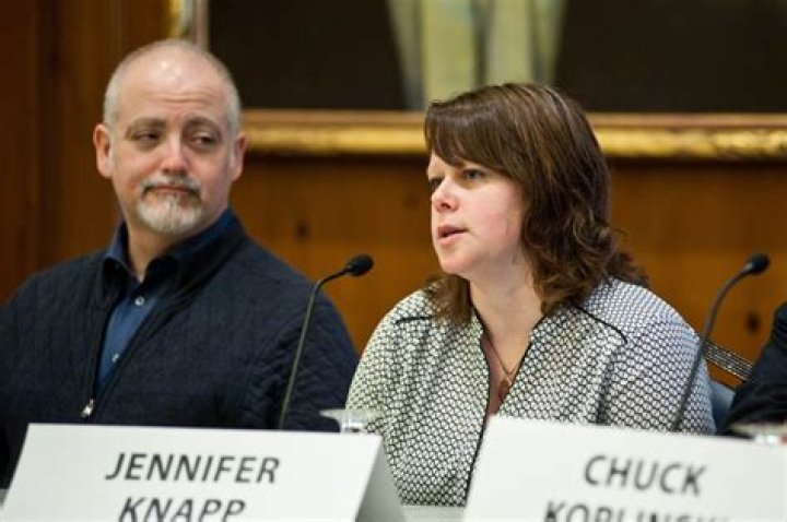 
Roarke Knapp Height, Weight, Net Worth, Age, Birthday, Wikipedia, Who, Nationality, Biography 