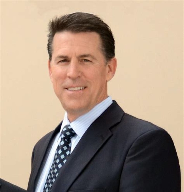 Robert A. Schuller Biography, Age, Height, Wife, Net Worth, Family