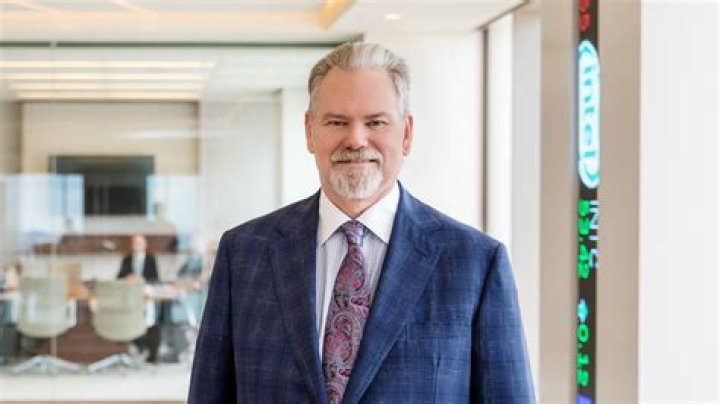 Robert D. Arnott Biography, Age, Height, Wife, Net Worth, Family