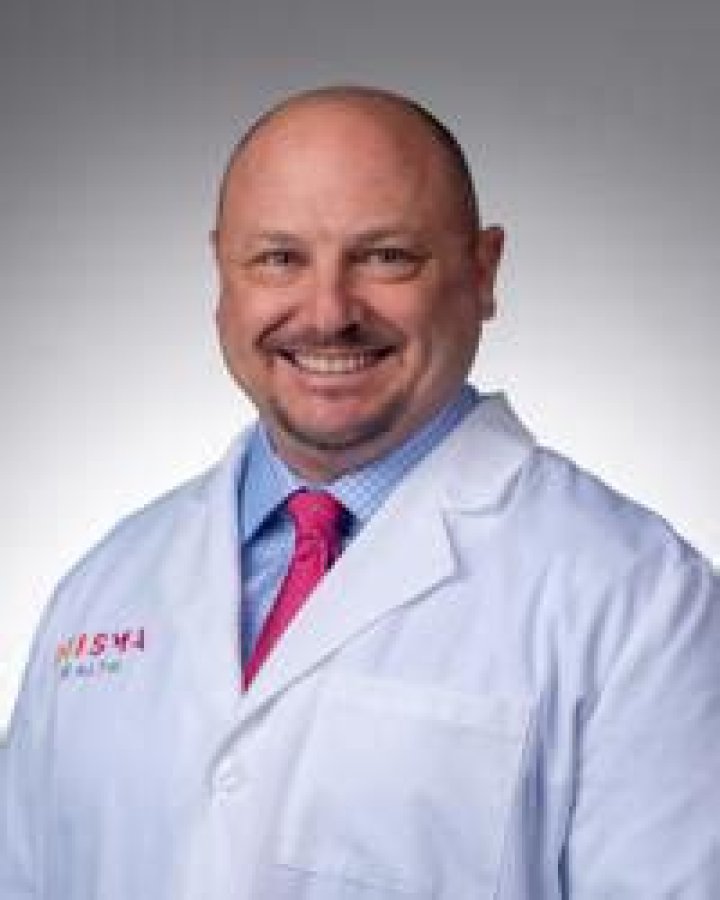 Dr. Robert Fennell III, MD – Gainesville, FL