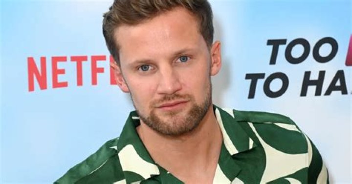 Robert Van Tromp Net Worth 2023: What Is The "Too Hot To Handle" Star Worth?