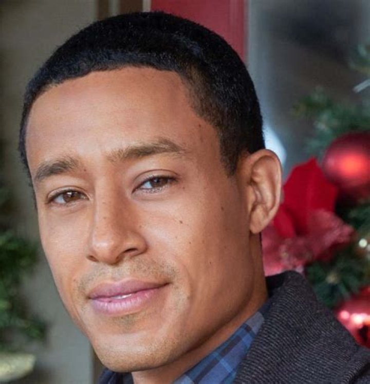 Roger Williams Biography, Age, Height, Wife, Net Worth, Family