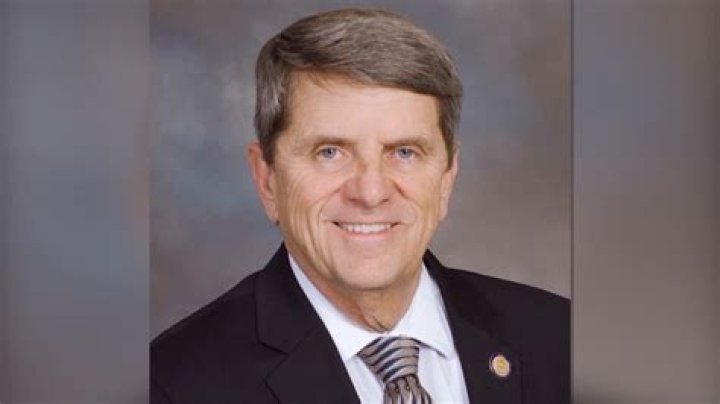 Ronnie Campbell (Politician) - Age, Birthday, Bio, Facts, Family, Net Worth, Height & More