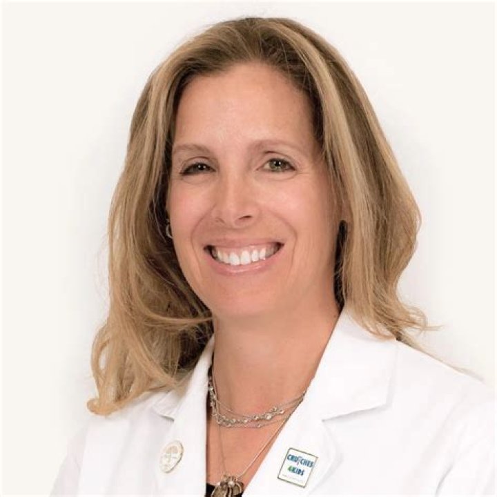 Dr. Ruth Ellen Pearlman, MD – Hempstead, NY