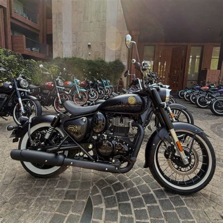 Sagar Sheldekar (Motorcycle Racer) - Age, Birthday, Bio, Facts, Family, Net Worth, Height & More