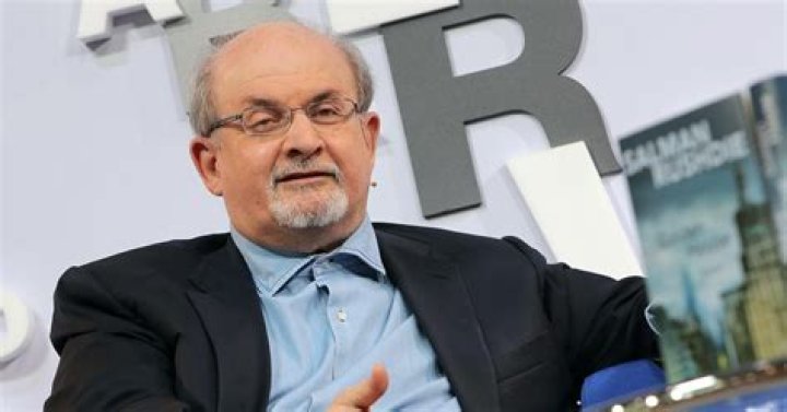 
Salman Rushdie ‘On the Road to Recovery’ After Stabbing Attack, Agent Says 
